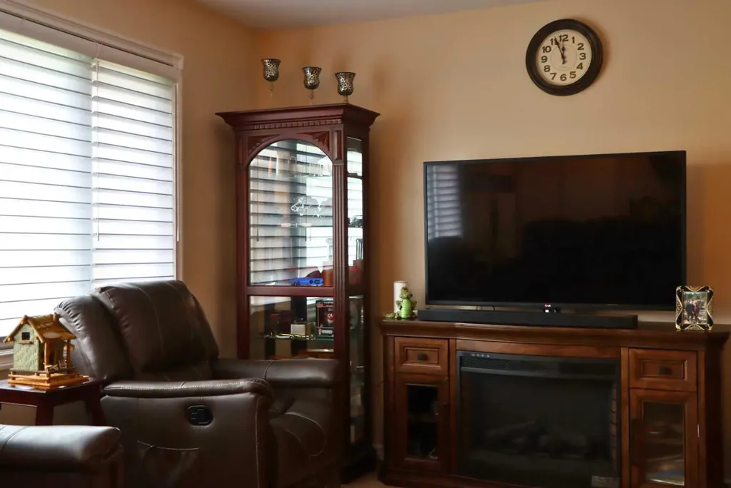 4511 50 Avenue Valleyview AB T0H 3N0