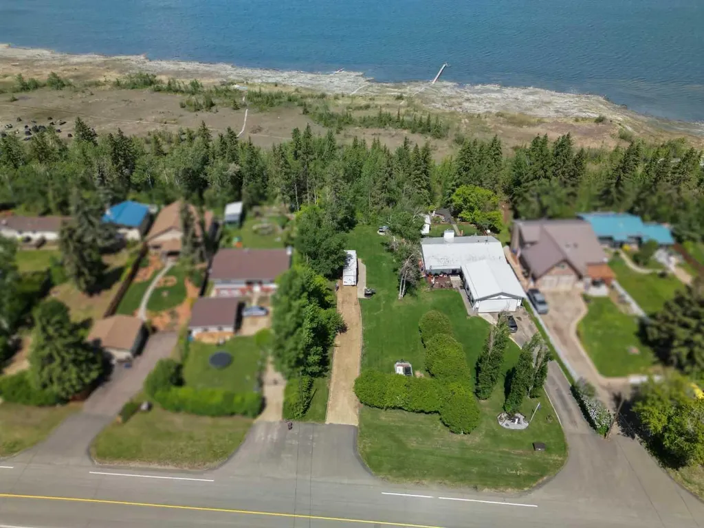 40421 Range Road 10 Rural Lacombe County AB T4L 1S6