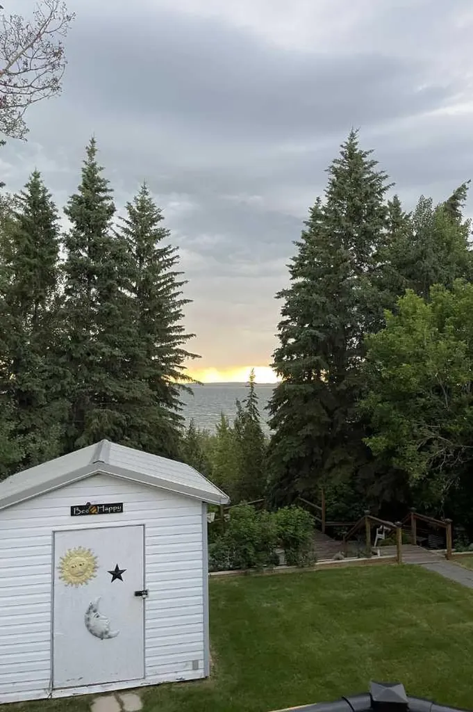 40421 Range Road 10 Rural Lacombe County AB T4L 1S6