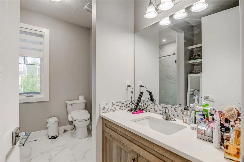 146 Yorkstone Way SW Calgary AB t2x4s2