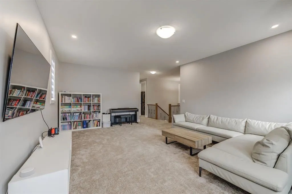 146 Yorkstone Way SW Calgary AB t2x4s2