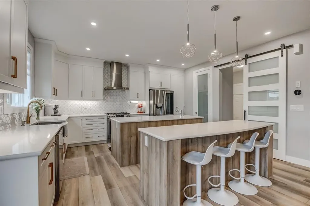 146 Yorkstone Way SW Calgary AB t2x4s2