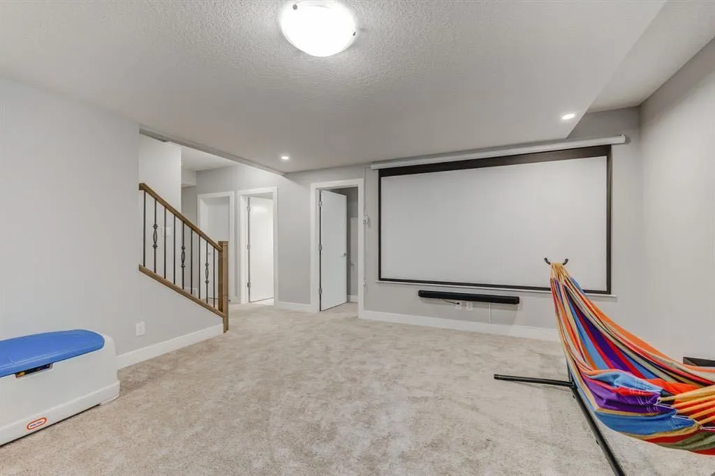 146 Yorkstone Way SW Calgary AB t2x4s2