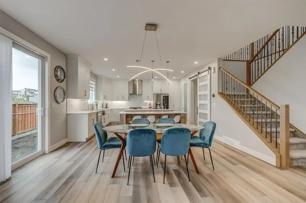 146 Yorkstone Way SW Calgary AB t2x4s2