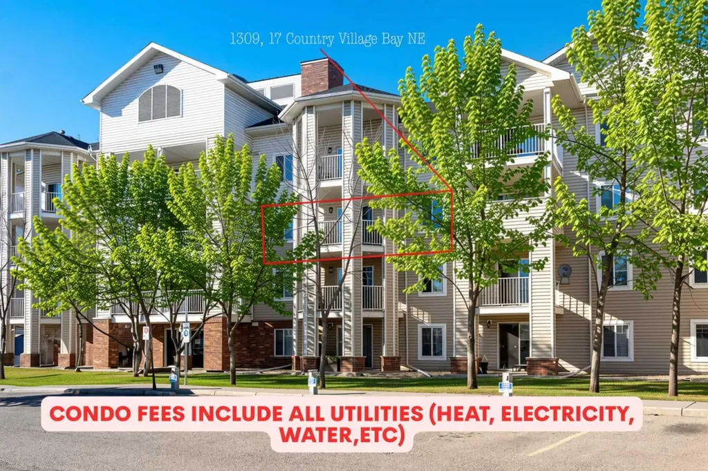 17 Country Village Bay NE Calgary AB T3K 5Z3