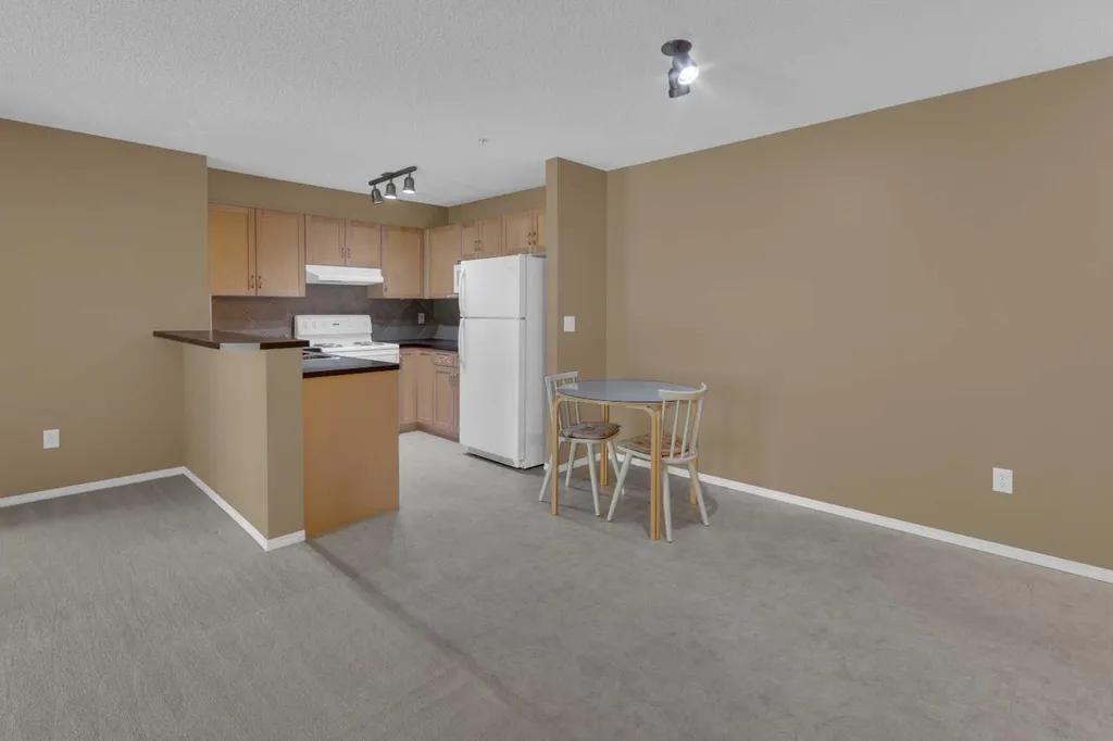 70 Panamount Drive NW Calgary AB T3K6G7