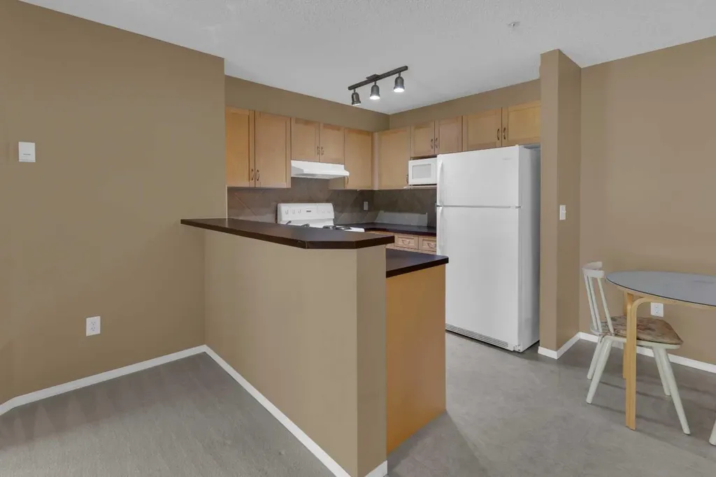 70 Panamount Drive NW Calgary AB T3K6G7