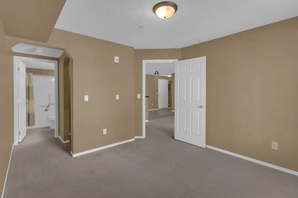 70 Panamount Drive NW Calgary AB T3K6G7