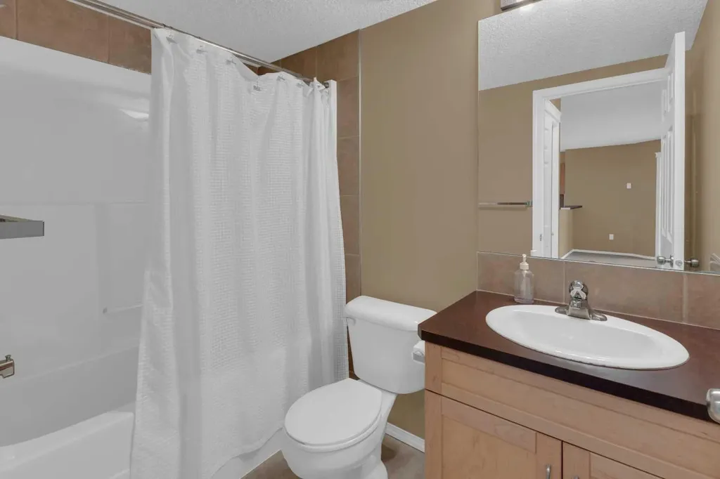 70 Panamount Drive NW Calgary AB T3K6G7