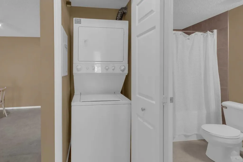 70 Panamount Drive NW Calgary AB T3K6G7