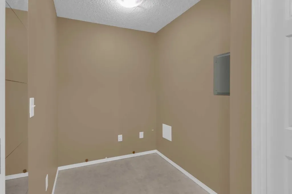 70 Panamount Drive NW Calgary AB T3K6G7