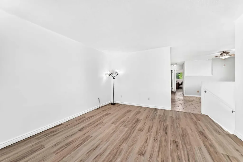 641 Whitewood Road NE Calgary AB T1Y 4A1