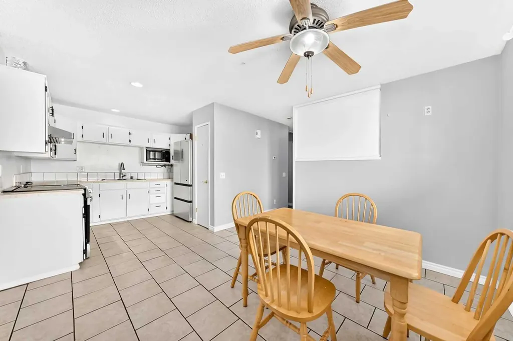 641 Whitewood Road NE Calgary AB T1Y 4A1
