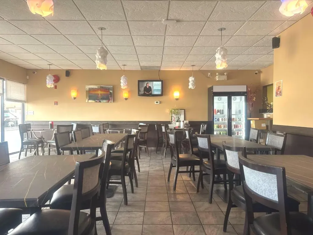 11225 30 Street SW Calgary AB T2W 4N5