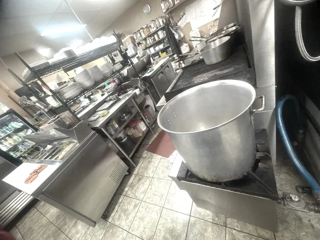 11225 30 Street SW Calgary AB T2W 4N5