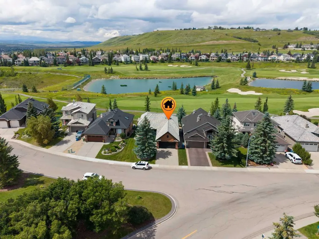 112 Gleneagles View Cochrane AB T4C 1P3