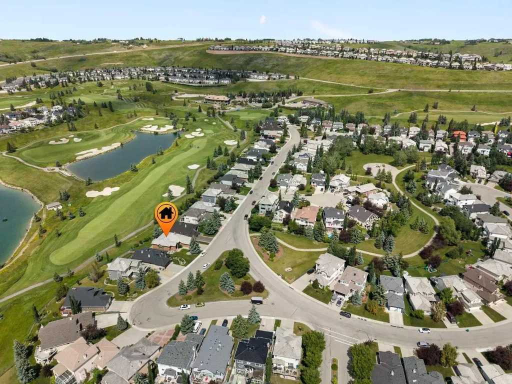 112 Gleneagles View Cochrane AB T4C 1P3