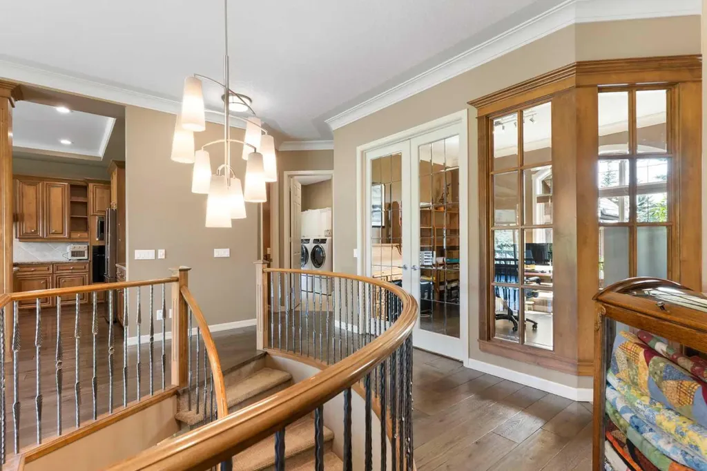 112 Gleneagles View Cochrane AB T4C 1P3