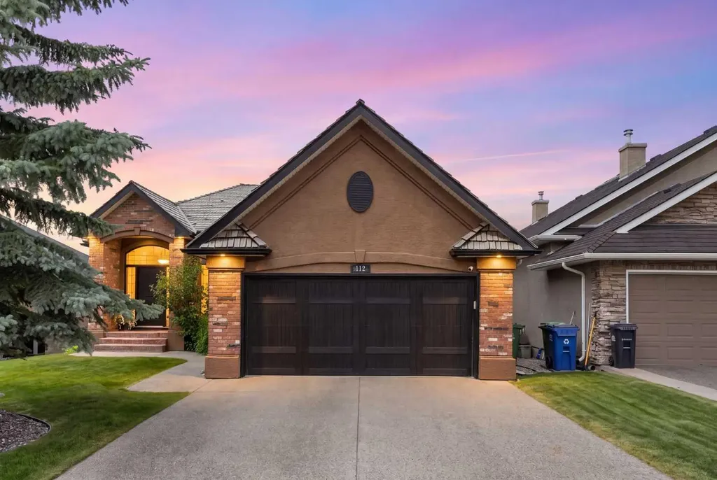 112 Gleneagles View Cochrane AB T4C 1P3