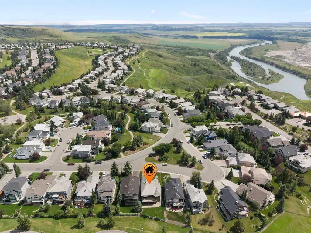112 Gleneagles View Cochrane AB T4C 1P3