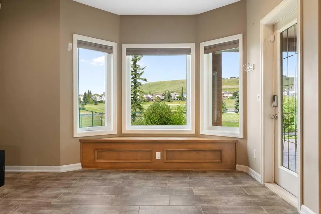 112 Gleneagles View Cochrane AB T4C 1P3