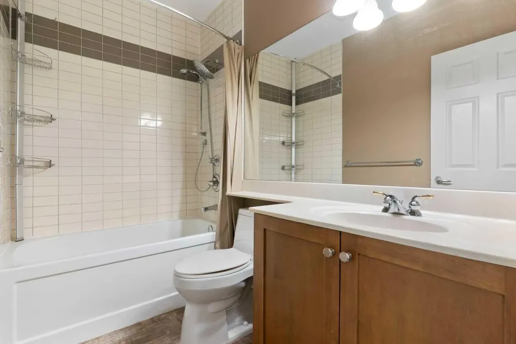 112 Gleneagles View Cochrane AB T4C 1P3