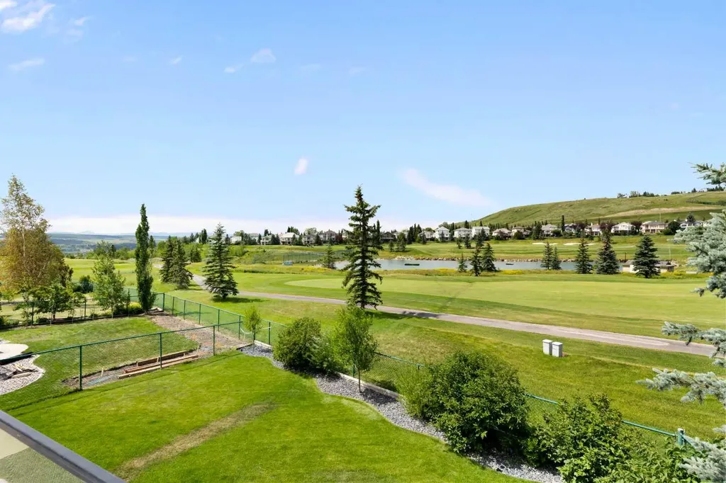 112 Gleneagles View Cochrane AB T4C 1P3