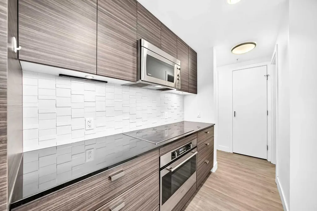 1500 7 Street SW Calgary AB T2R 1A7