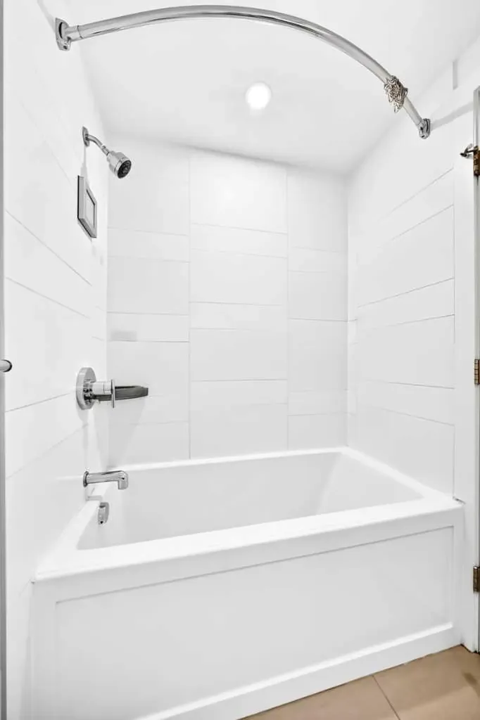 1500 7 Street SW Calgary AB T2R 1A7