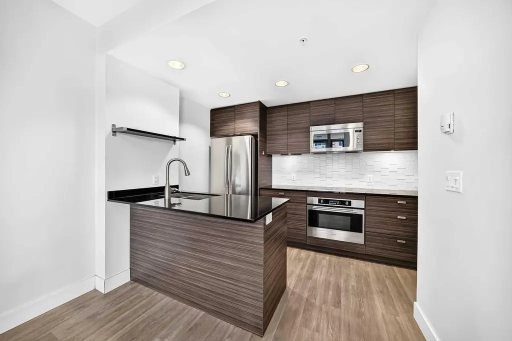 1500 7 Street SW Calgary AB T2R 1A7
