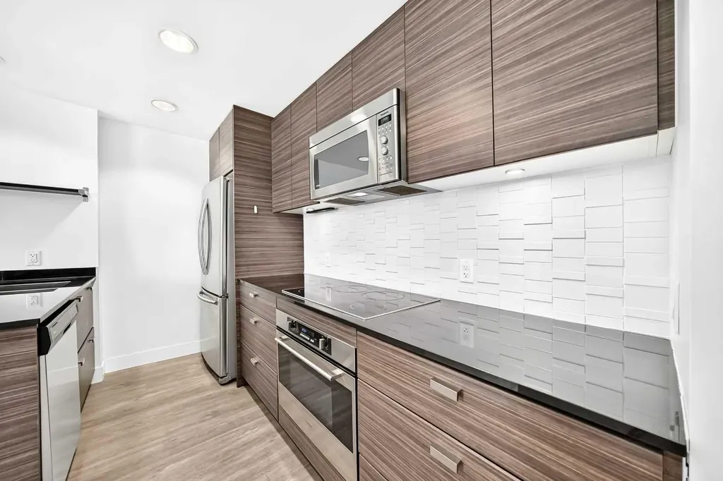 1500 7 Street SW Calgary AB T2R 1A7