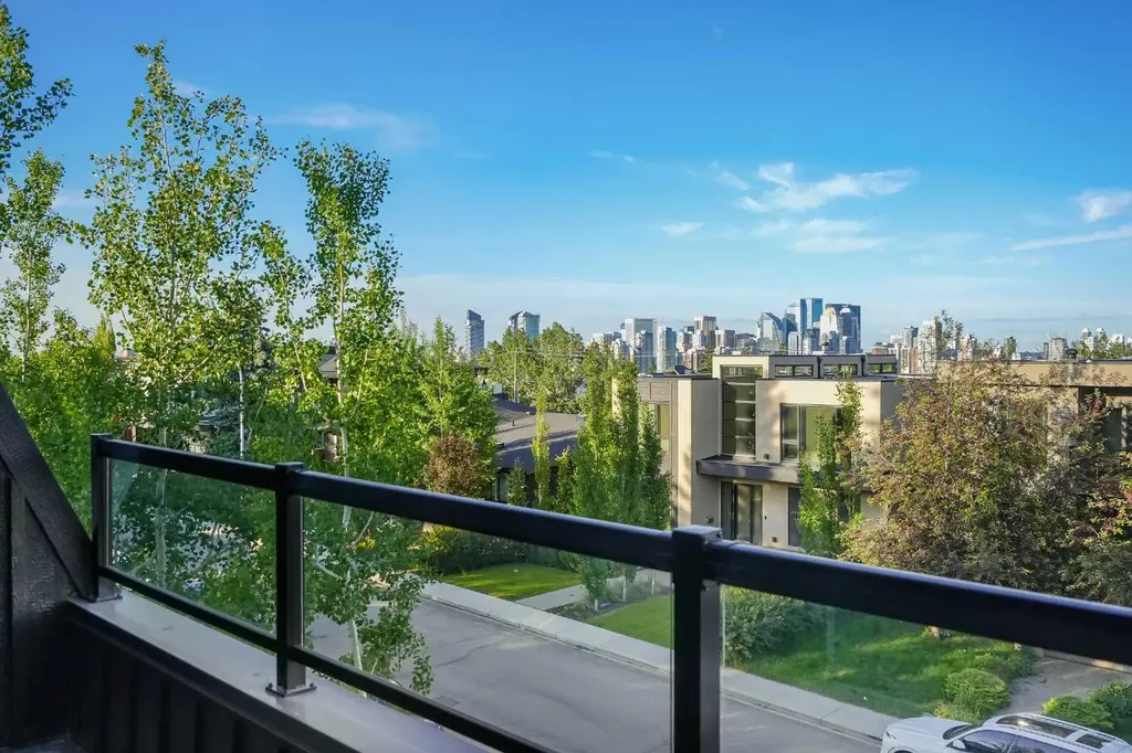 2535 19 Street SW Calgary AB T2T 4X4