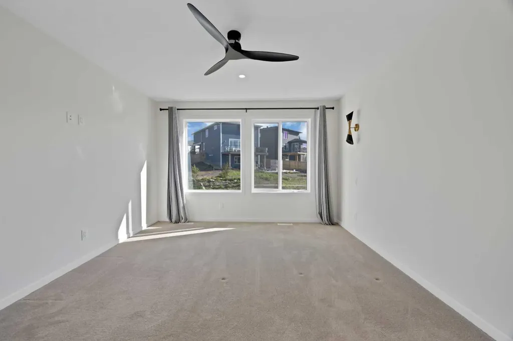 229 Calhoun Crescent NE Calgary AB T3P 2G1