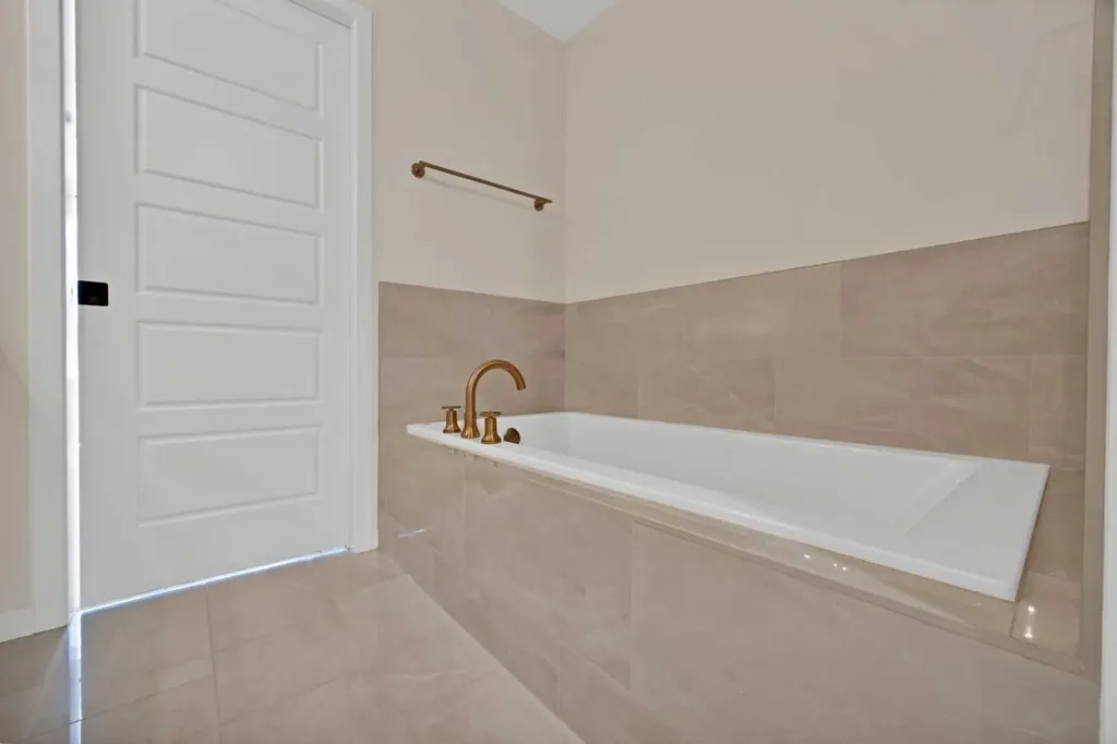 229 Calhoun Crescent NE Calgary AB T3P 2G1