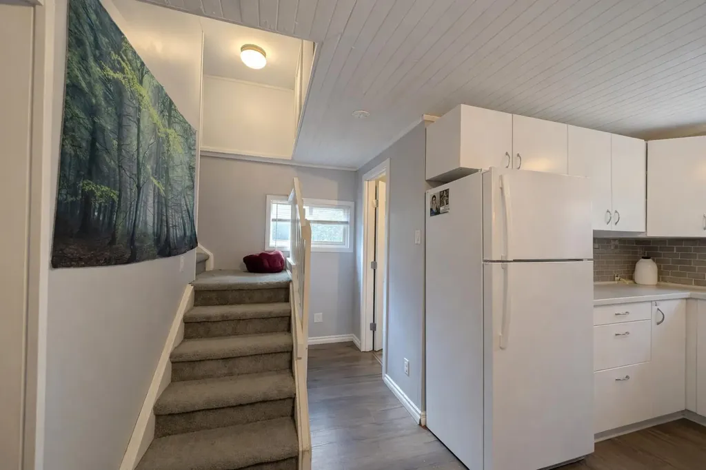 519 Arena Avenue Trochu AB T0M2C0