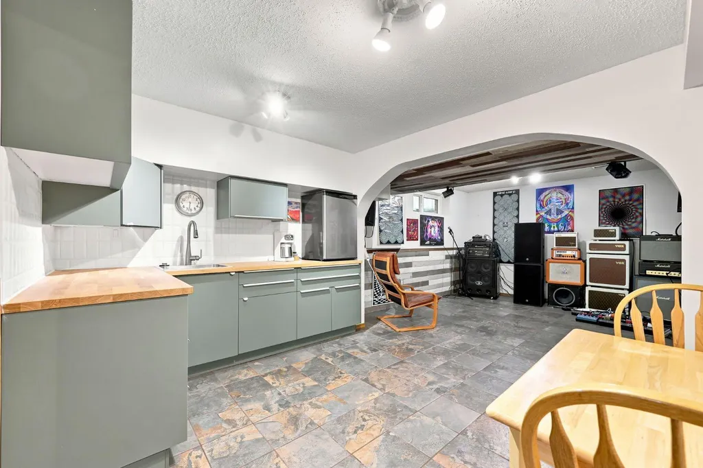760 Riverbend Drive SE Calgary AB T2C 3T7