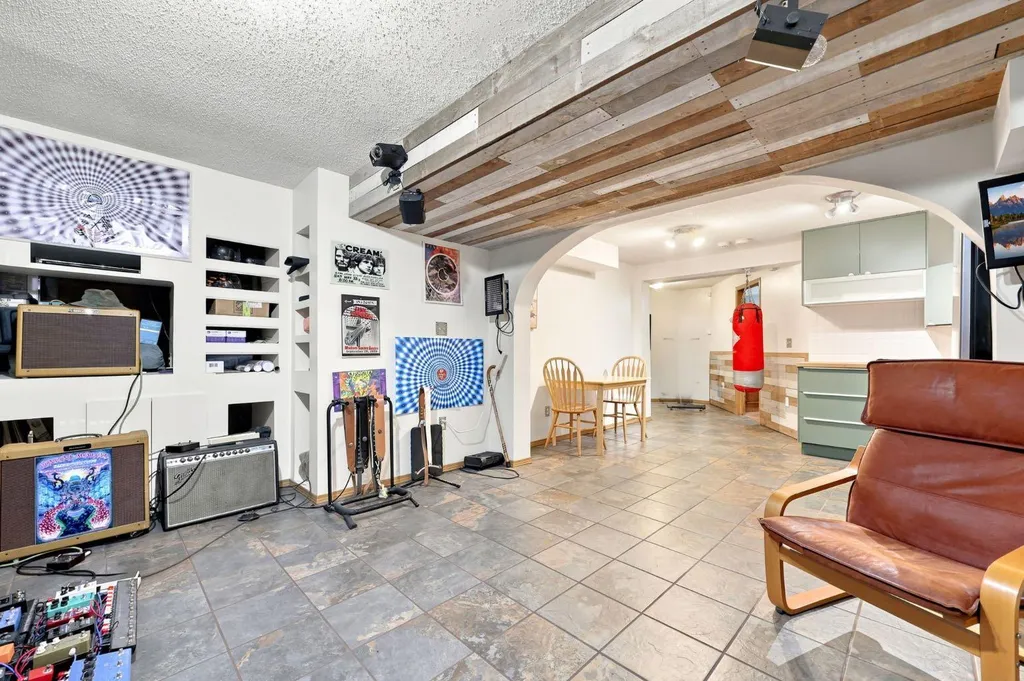 760 Riverbend Drive SE Calgary AB T2C 3T7
