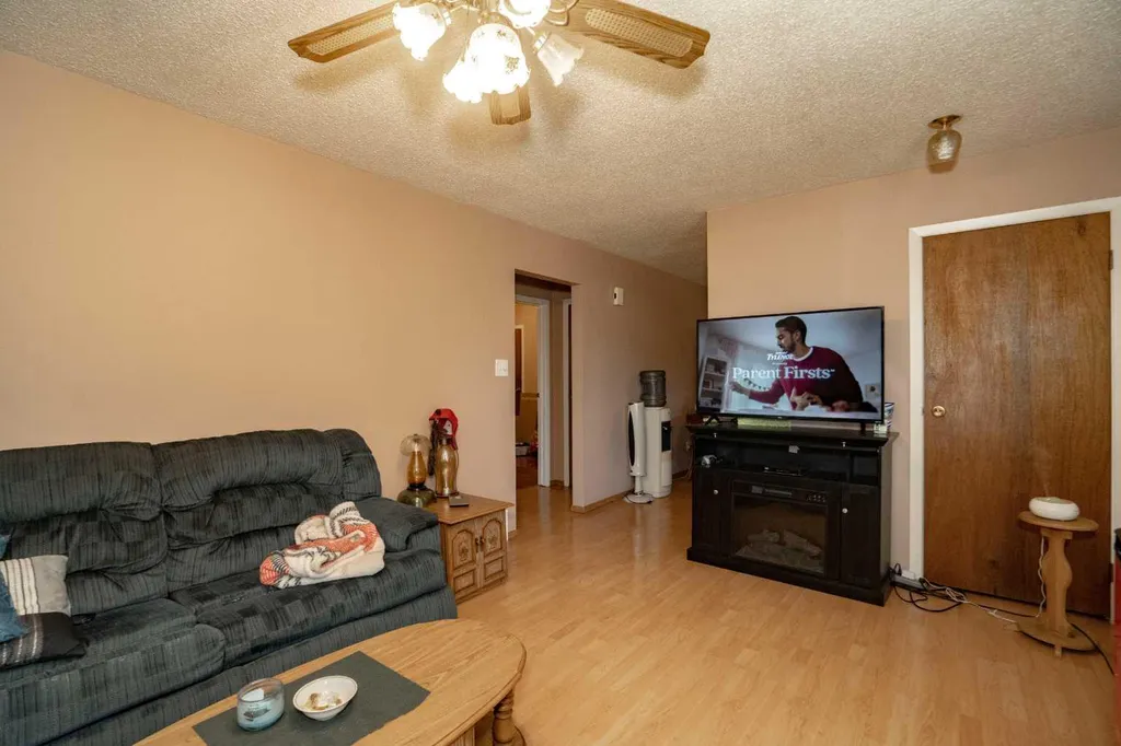 5518 47ave Grimshaw AB T0H1W0
