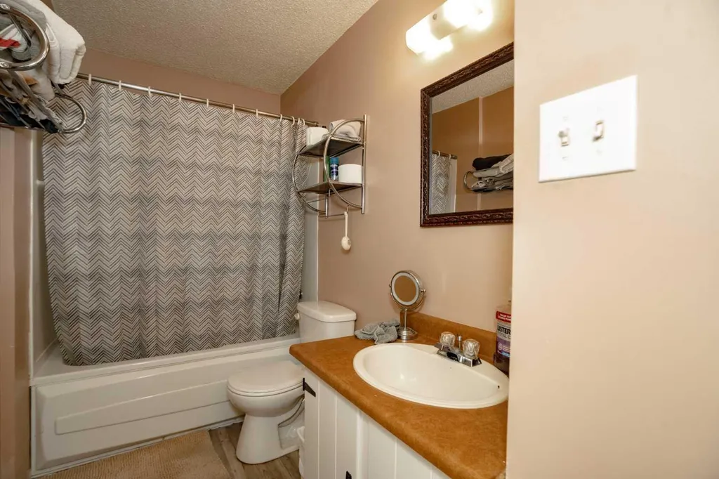 5518 47ave Grimshaw AB T0H1W0