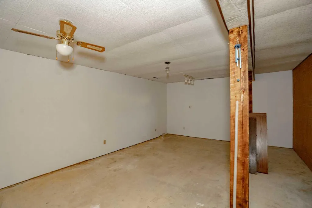 5518 47ave Grimshaw AB T0H1W0