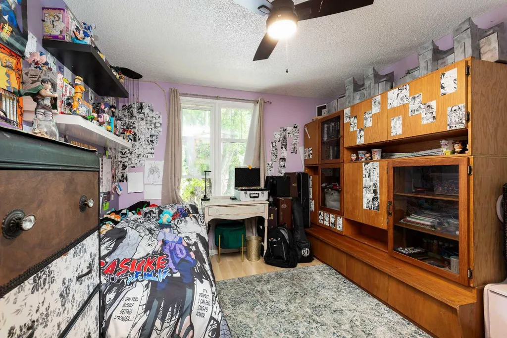 910 8 Street S Lethbridge AB T1J2K8