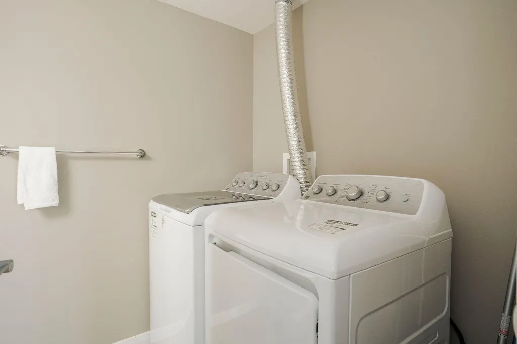 201 Abasand Drive Fort Mcmurray AB T9J 1L4