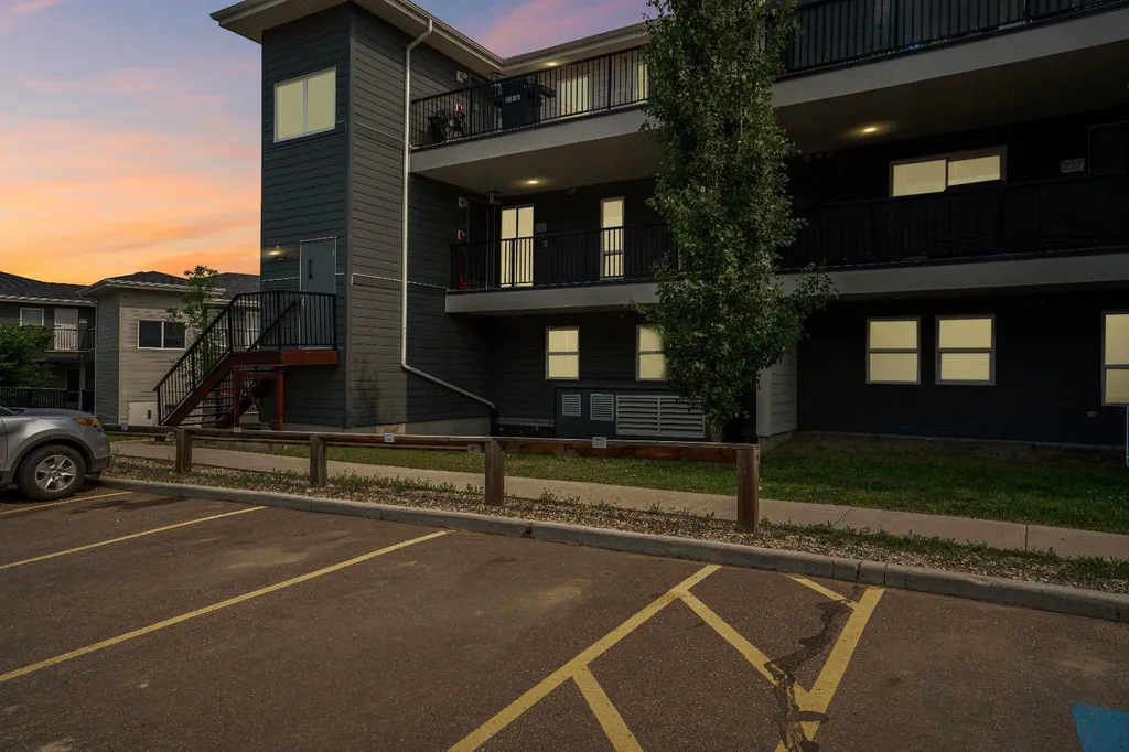 201 Abasand Drive Fort Mcmurray AB T9J 1L4