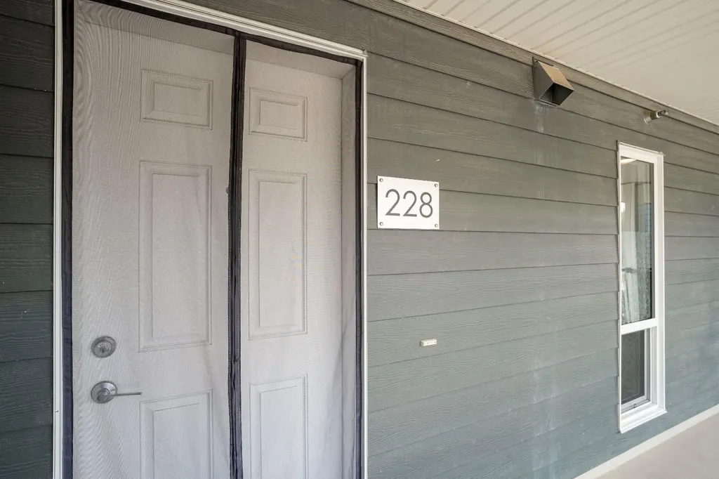 201 Abasand Drive Fort Mcmurray AB T9J 1L4