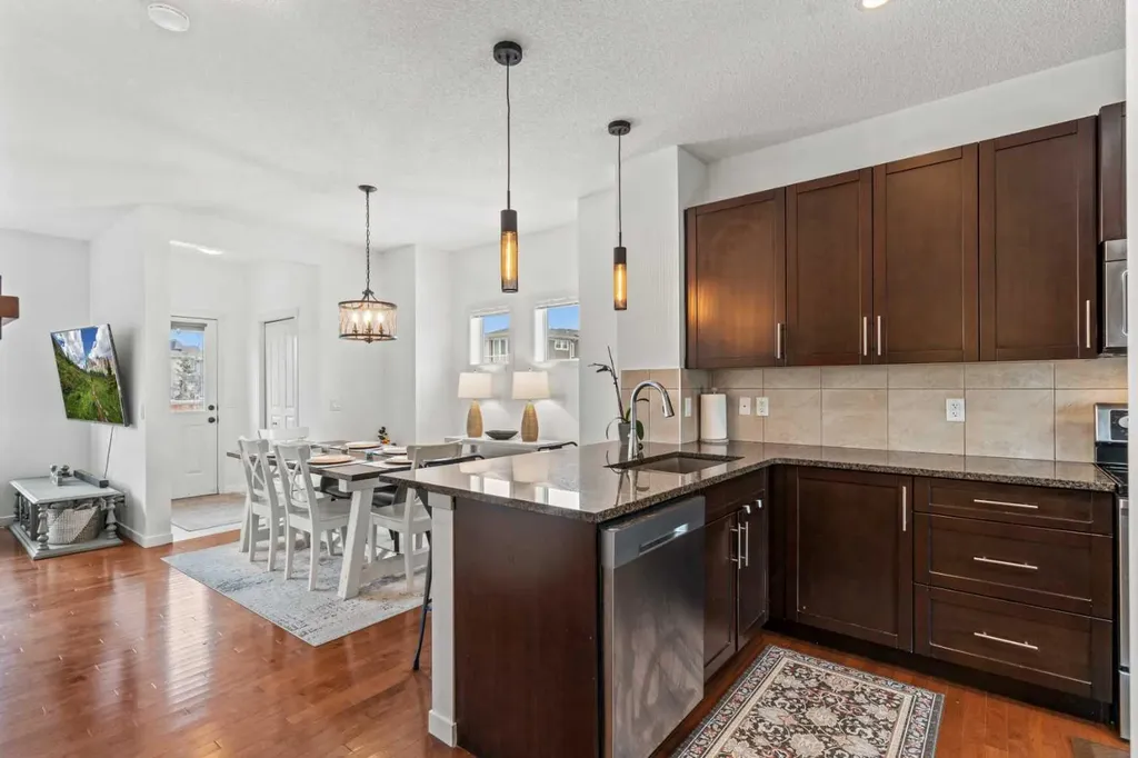 333 Mahogany Boulevard SE Calgary AB T3M 1V1