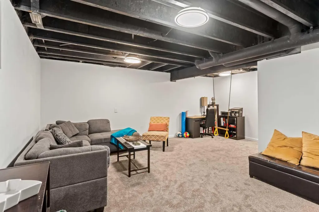 333 Mahogany Boulevard SE Calgary AB T3M 1V1