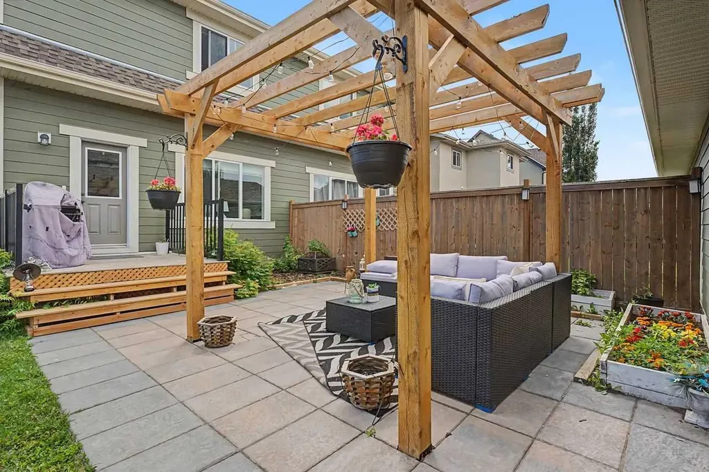 333 Mahogany Boulevard SE Calgary AB T3M 1V1