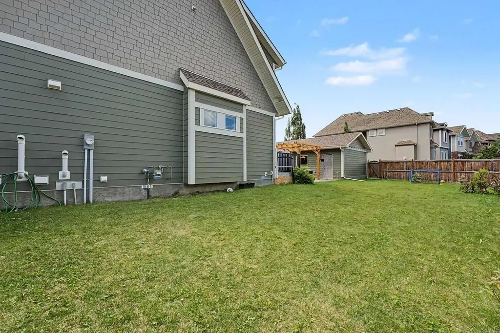 333 Mahogany Boulevard SE Calgary AB T3M 1V1