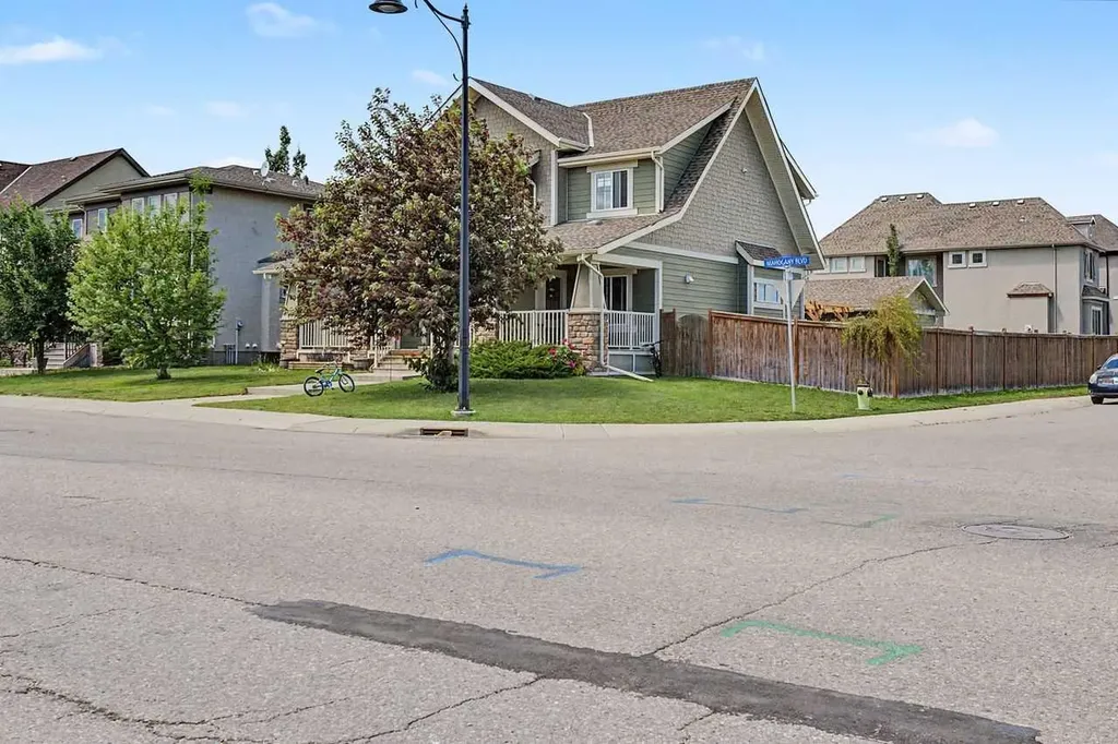 333 Mahogany Boulevard SE Calgary AB T3M 1V1