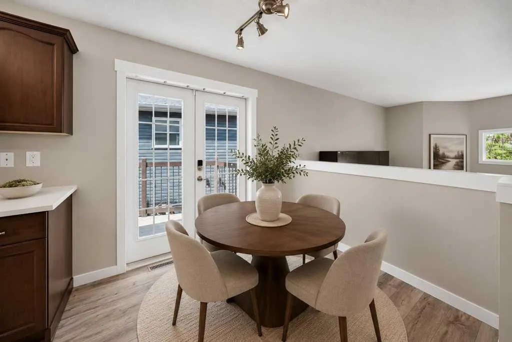 222 Covewood Close NE Calgary AB T3K 5A1